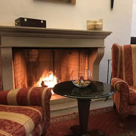 Wasserburg Zu Hotel