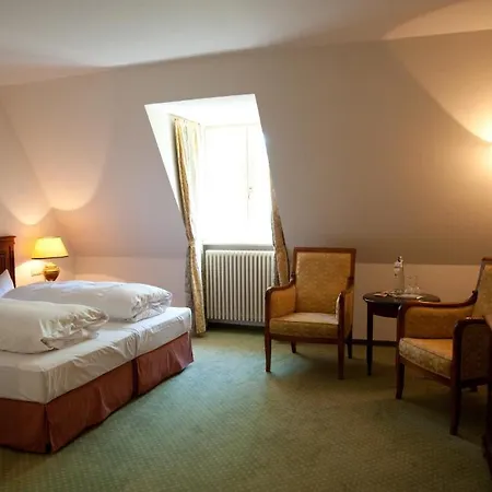 Wasserburg Zu Отель 4*
