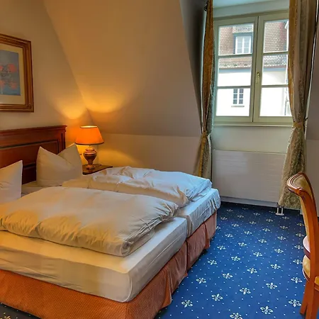 Hotel Und Wasserburg Zu Gommern