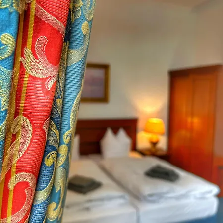 Und Wasserburg Zu 4*