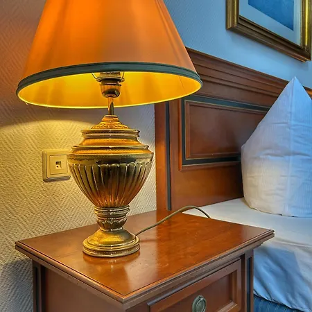 Hotel Wasserburg Zu