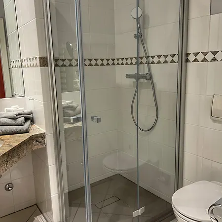 Wasserburg Zu 4* Gommern