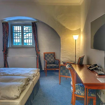 Wasserburg Zu 4* Gommern