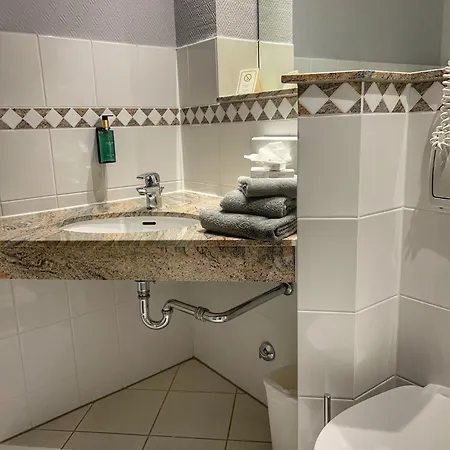 Wasserburg Zu 4* Gommern