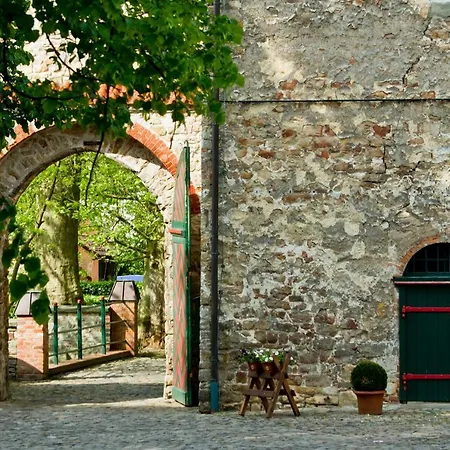 Wasserburg Zu ホテル 4*