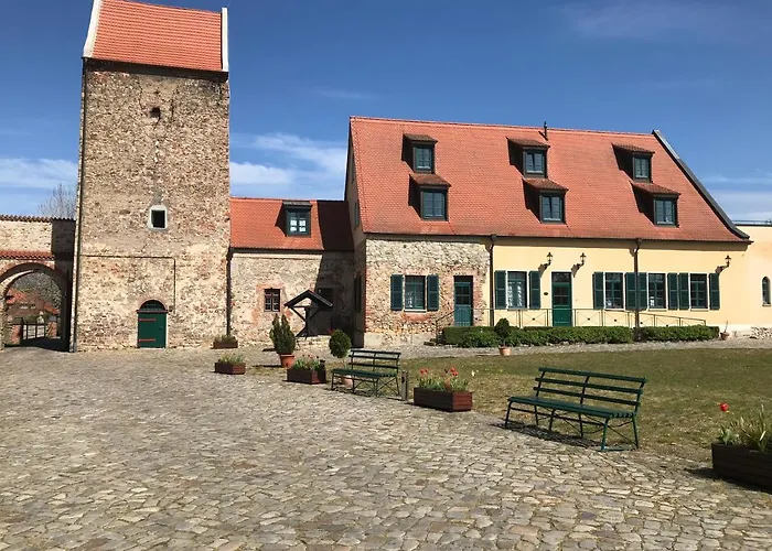 فندق Und Wasserburg Zu 4*