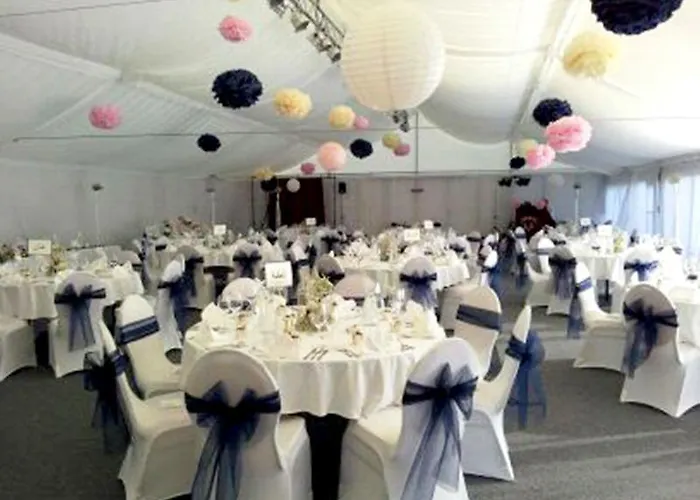 فندق Und Wasserburg Zu Gommern